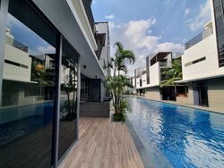 Alana (D28), Terrace #570902851